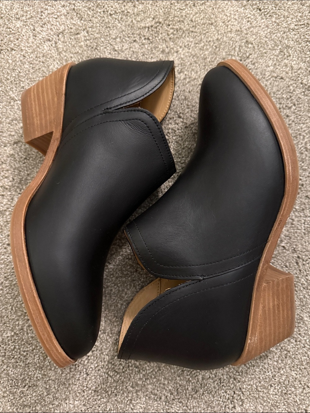Nisolo NWOT 100% Leather Women’s Slip-On Loafer